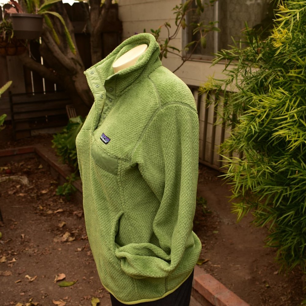 Patagonia Snap Tee Synchilla Size Small - image 4